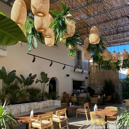 Gaia Alacati Bazaar 外观 照片